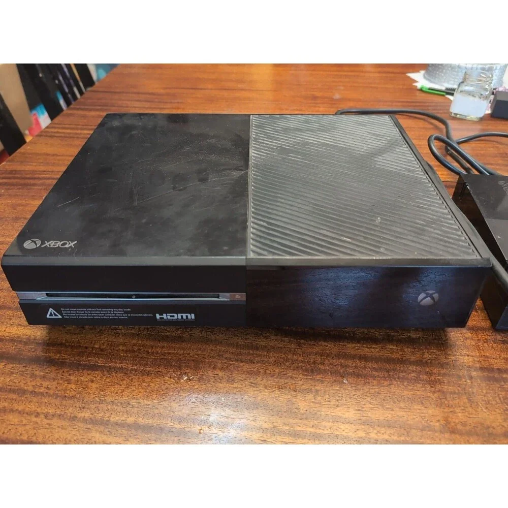 Microsoft Xbox One 1540 500GB Console - Black